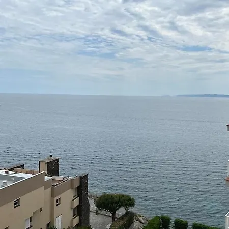 Apartamento Tres Con Vistas Al Mar En * Roses