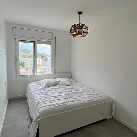 Apartamento Tres Con Vistas Al Mar En Apartment Roses